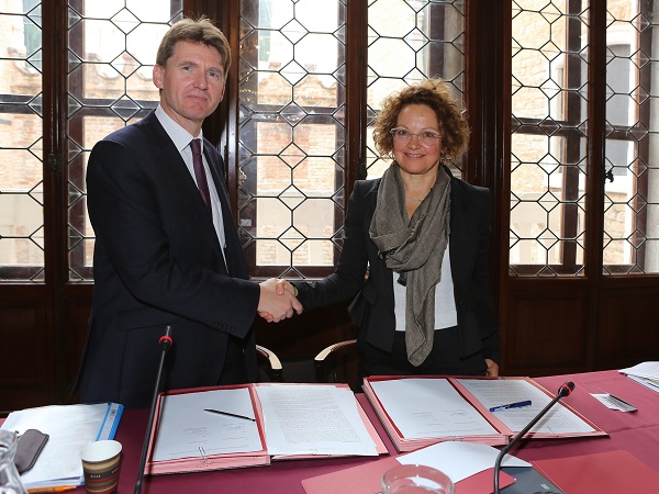 Prof. Shipman - Prof.ssa Lippiello