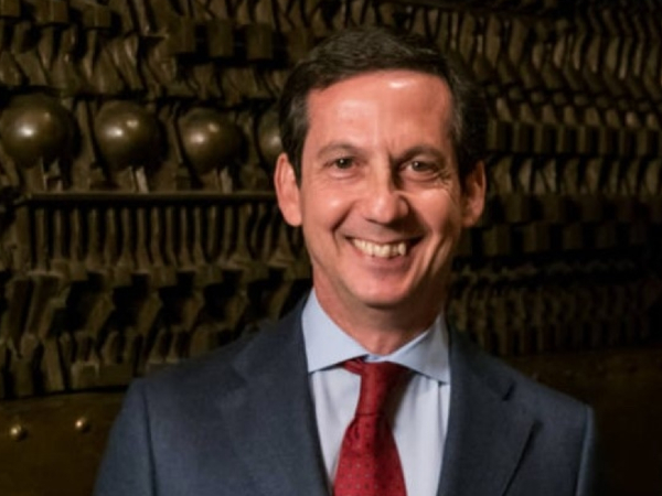 Paolo Calvetti insignito dell’onorificenza “Ordine del Sol Levante-Raggi d’Oro con Nastro da Collo” 