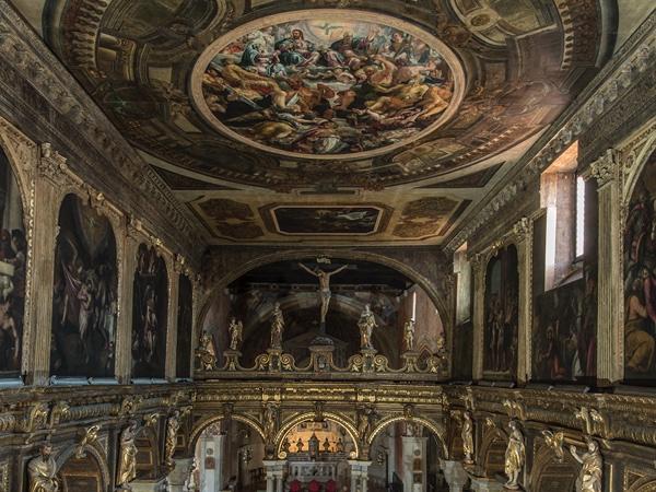 San Nicolò dei Mendicoli. Società, arte e devozioni ai margini di Venezia